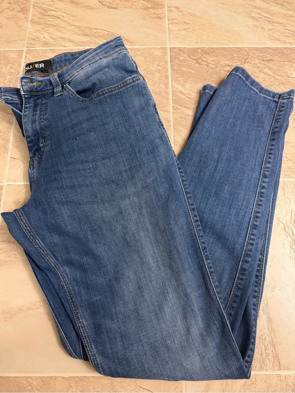 Du/er Men’s Relaxed Tapered Jeans